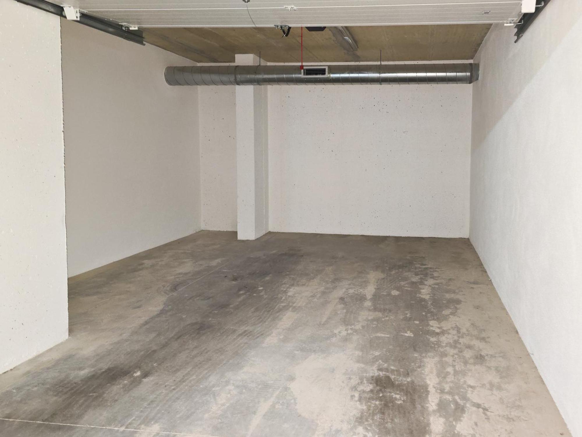 Rocha Honey Glow Apartment